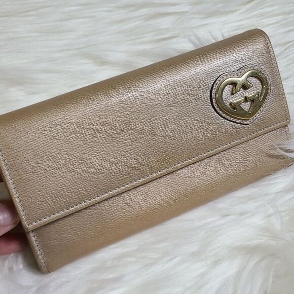 💯 Authentic Gucci Wallet 🍀 - Picture 15 of 16